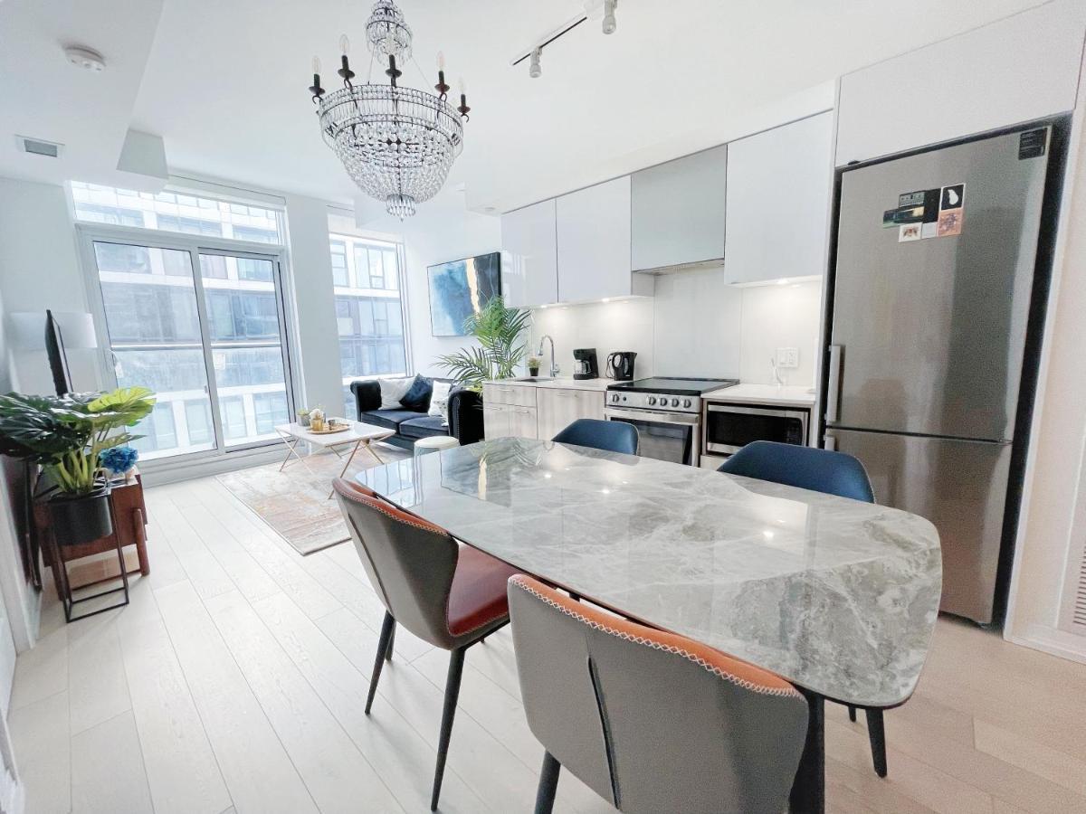 Boutique Penthouse-live In The Sky With Amazing Lakeview! Downtown Toronto!b * Toronto