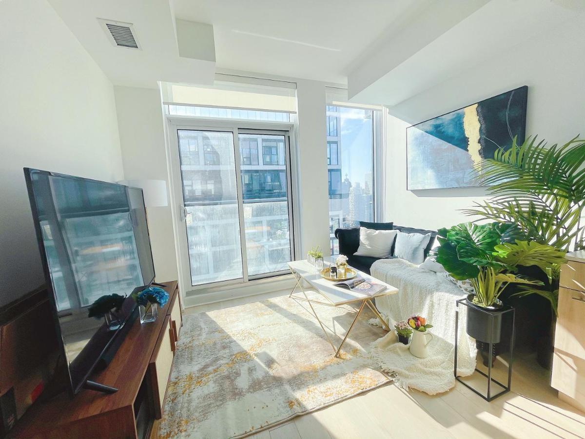 Apartment Boutique Penthouse-live In The Sky With Amazing Lakeview! Downtown Toronto!b Toronto